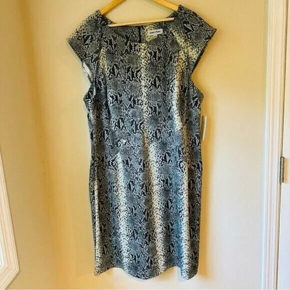 Shelby & Palmer Women's Snakeskin Polyurethane Mini Dress Size 20W - Picture 3 of 11